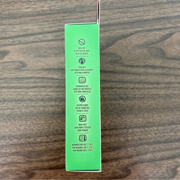 FunnySide Up egg frame into attractive egg art. - Picture 3 of 5